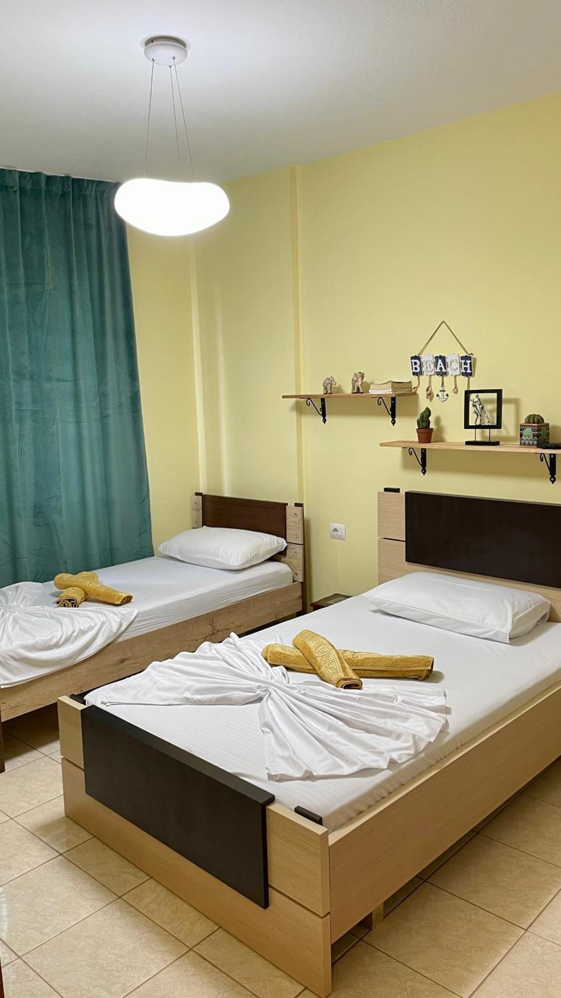 Sea Breeze Apartment ซารานเดอ ภายนอก รูปภาพ